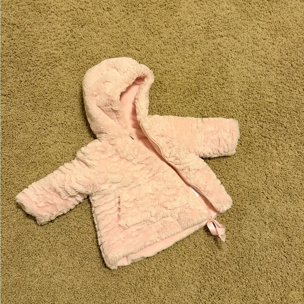 Widgeon Baby Pink Faux Fur Full Zip Baby Girl Coat 6 Months - Picture 3 of 4